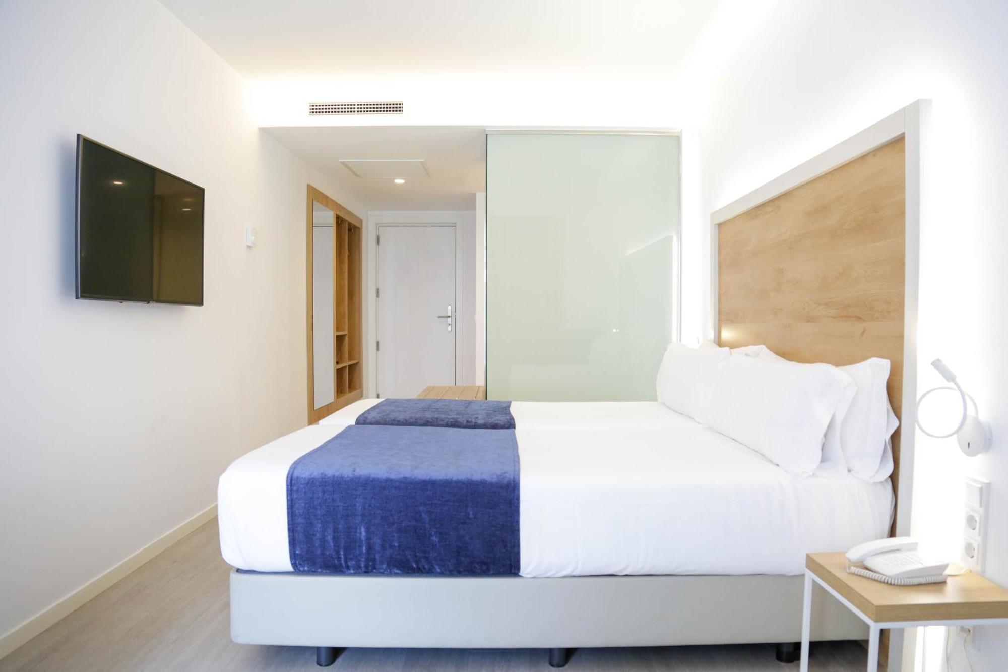 Eurostars Puerto De Ibiza Hotel Luaran gambar